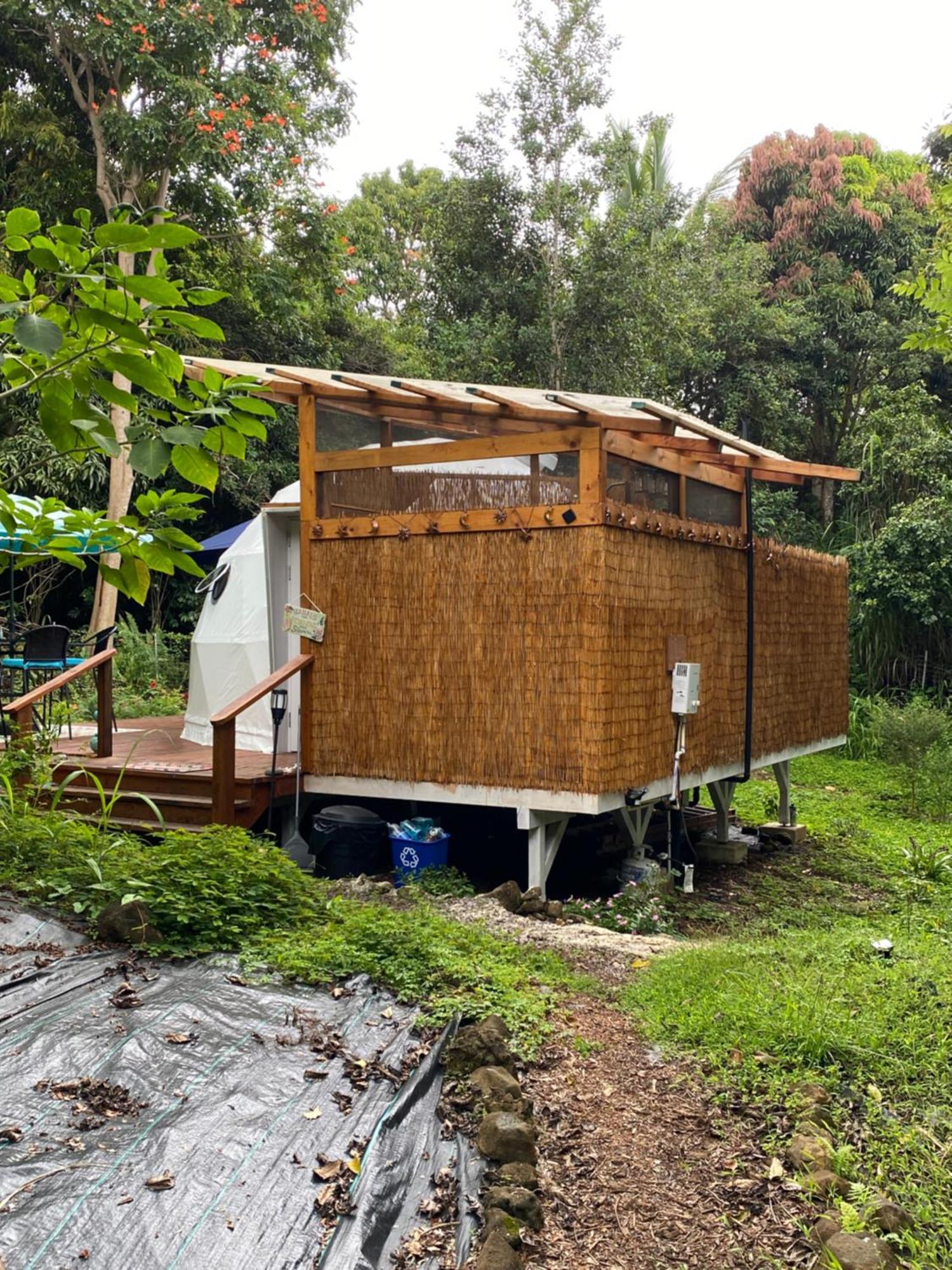 Manta Soul Jungle Geodome Hotel Kealakekua Exterior photo